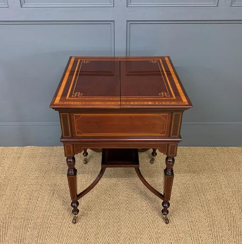 Inlaid Mahogany "Surprise" Drinks Table (1 of 15)