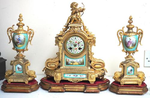 Antique French Striking Turquoise Sevres Gilt Mantel Clock (1 of 18) Antique French Striking Turquoise Sevres Gilt Mantel Clock (1 of 18)
