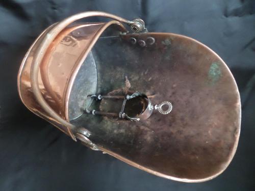 Edwardian Copper Coal Scuttle with Tongs. 1901/1910 (1 of 6) Edwardian Copper Coal Scuttle with Tongs. 1901/1910 (1 of 6)