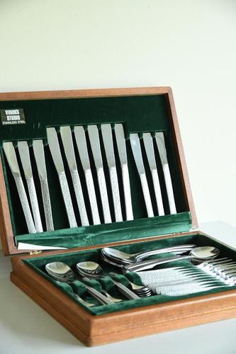 Gerald Benney Bark for Viners Cutlery Canteen (1 of 11) Gerald Benney Bark for Viners Cutlery Canteen (1 of 11)