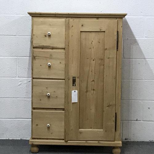 Old Pine Bread Cupboard with Four Drawers (1 of 5)