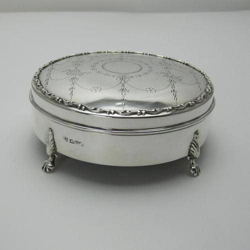 Engraved Large Circular Silver Jewellery or Trinket Box (1 of 8)