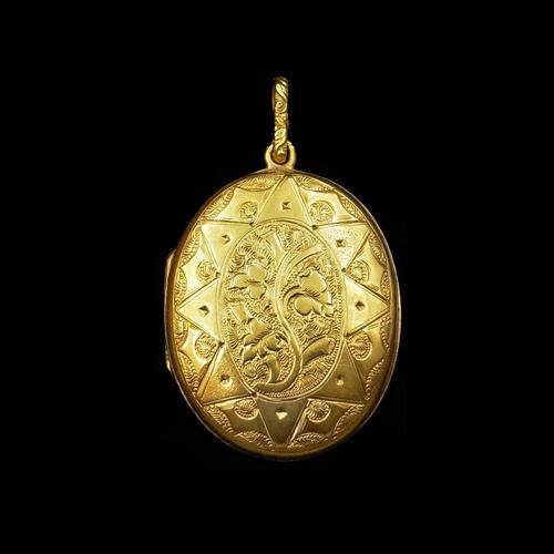 Antique Victorian Double Sided Engraved Fancy Oval Rolled Gold Photo Locket Pendant (1 of 8) Antique Victorian Double Sided Engraved Fancy Oval Rolled Gold Photo Locket Pendant (1 of 8)