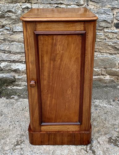 Antique Victorian Mahogany Bedside Pot Cupboard (1 of 16)