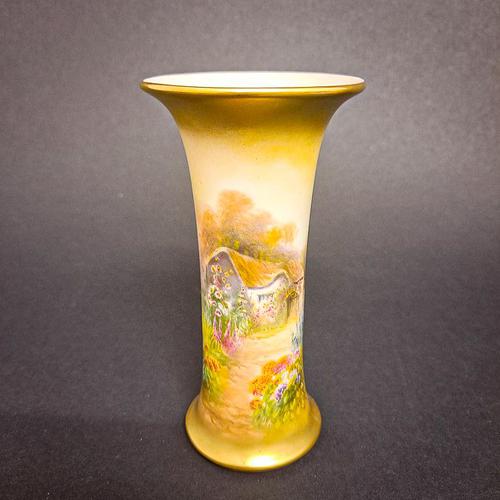 Royal Worcester Cottage Vase (1 of 6)