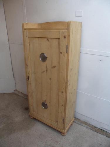 Art Deco 1 Door Pine Kitchen / Storage Cupboard to Wax / Paint (1 of 11)