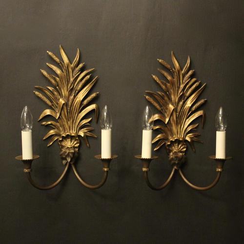 French Pair of Gilded Twin Arm Wall Lights (1 of 10)