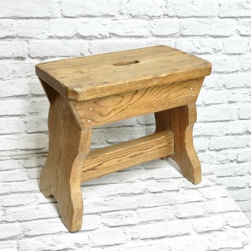 Slab Sided Country Pine Stool (1 of 5)