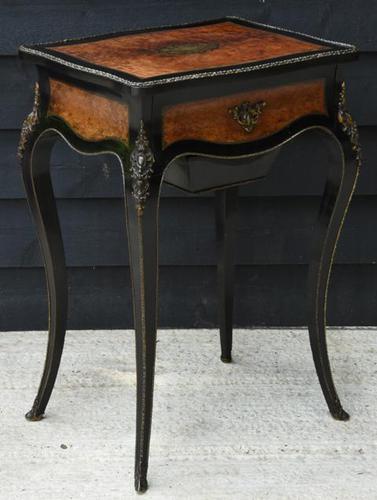 Fine Quality 19th Century French Ebonised & Amboyna Serpentine Sewing Table (1 of 21) Fine Quality 19th Century French Ebonised & Amboyna Serpentine Sewing Table (1 of 21)