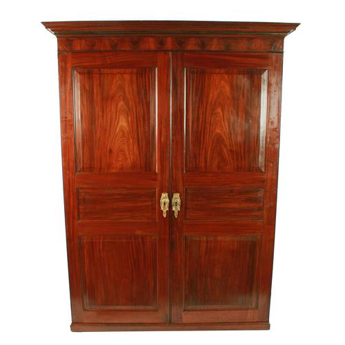 Georgian Two Door Wardrobe (1 of 8) Georgian Two Door Wardrobe (1 of 8)