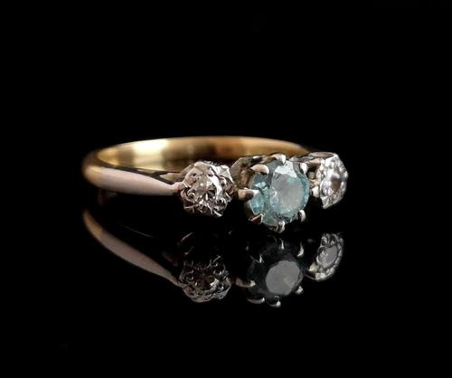 Vintage Art Deco Zircon and diamond ring, 18ct gold and platinum (1 of 12)