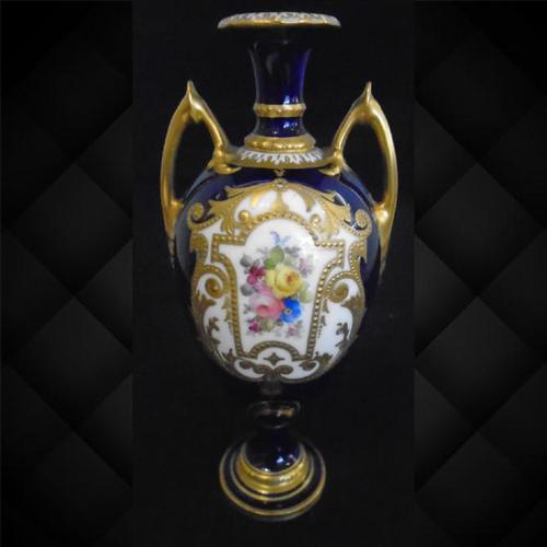 Royal Crown Derby Vase (1 of 9)