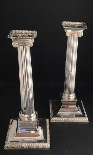 Pair of Late Victorian Silver Plated Corinthian Column Candlesticks (1 of 6) Pair of Late Victorian Silver Plated Corinthian Column Candlesticks (1 of 6)