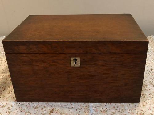 Small Oak Box - Possibly A Tea Caddy (1 of 8)