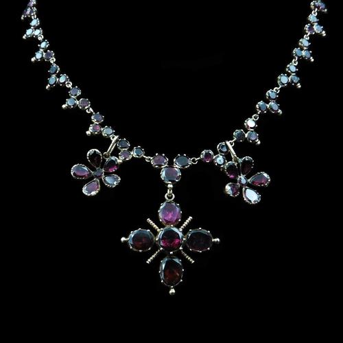 Antique Georgian Flat Cut Garnet 15ct Gold Full Riviere Necklace with Pansy Drops & Cross (1 of 9) Antique Georgian Flat Cut Garnet 15ct Gold Full Riviere Necklace with Pansy Drops & Cross (1 of 9)