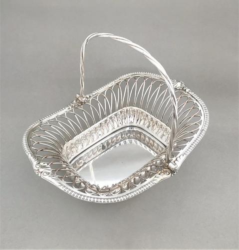 Superb George IV Old Sheffield Plate Fruit / Bread Basket (1 of 4)