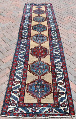 Old Hamadan Narrow Runner 310x84cm (1 of 6) Old Hamadan Narrow Runner 310x84cm (1 of 6)