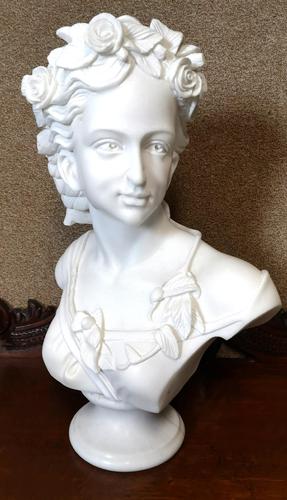 Twentieth Century White Marble Bust of A Young Woman (1 of 11) Twentieth Century White Marble Bust of A Young Woman (1 of 11)