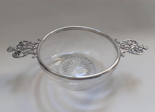 Victorian Silver and Cut Glass Quaiche Dish by William Comyns (1 of 8) Victorian Silver and Cut Glass Quaiche Dish by William Comyns (1 of 8)