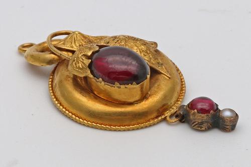 Victorian gold pendant with garnets and a seed pearl (1 of 3) Victorian gold pendant with garnets and a seed pearl (1 of 3)