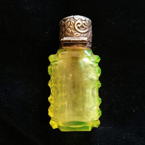 19th Century Citron Glass Scent Bottle with Silver Mount, After Charles May (1 of 6)