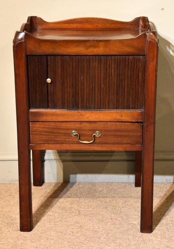 18th Century Mahogany Commode Bedside Cabinet (1 of 5)