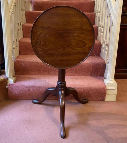 18th Century Red Walnut Tilt Top Occasional Table of smaller size (1 of 8)