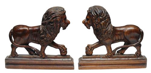 Pair of 19th Century Medici Lions (1 of 4) Pair of 19th Century Medici Lions (1 of 4)