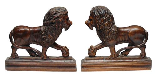 Pair of 19th Century Medici Lions (1 of 4)