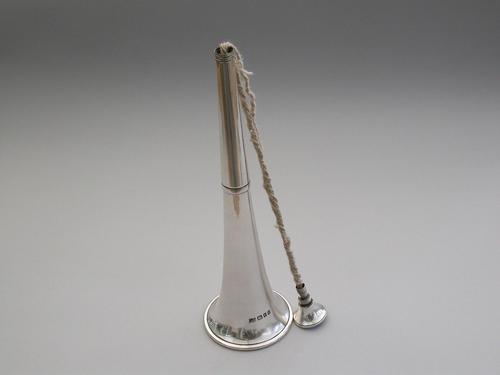 George V Novelty Silver Hunting Horn Table Lighter by Carrington & Co, London, 1935 (1 of 9)