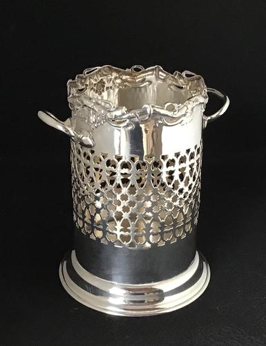 Edwardian Silver Plated Reticulated Wine Bottle Holder (1 of 7) Edwardian Silver Plated Reticulated Wine Bottle Holder (1 of 7)
