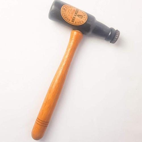 Vintage Collectable Guinness Gavel (1 of 7) Vintage Collectable Guinness Gavel (1 of 7)