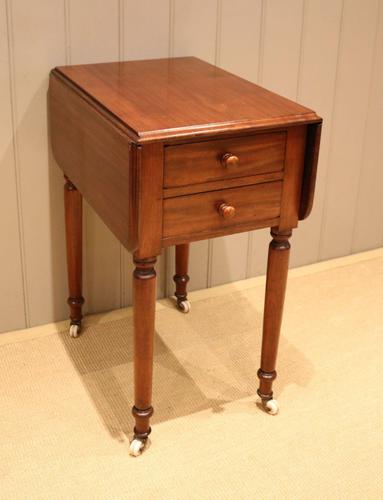 Late 19th Century Mahogany Pembroke Table (1 of 10) Late 19th Century Mahogany Pembroke Table (1 of 10)