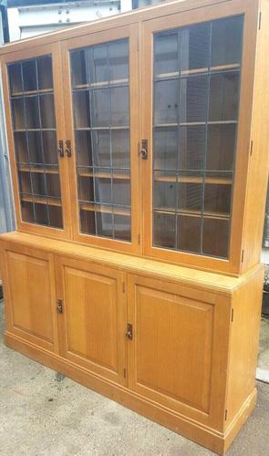 Stunning Arts & Crafts Cotswold School Golden Oak Bookcase (1 of 12)