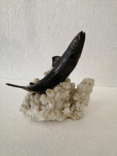 Fine Quality Bronze Sculpture of Leaping Salmon (1 of 8) Fine Quality Bronze Sculpture of Leaping Salmon (1 of 8)