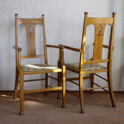 Pair of Light Oak Arts & Crafts Chairs in Excellent Condition (1 of 9)