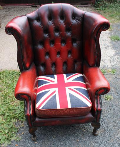 1960s Red Leather Wingback Armchair with Union Jack (1 of 3) 1960s Red Leather Wingback Armchair with Union Jack (1 of 3)