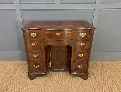 Burr Walnut Serpentine Fronted Knee Hole Desk (1 of 15)