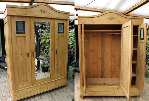 Fabulous Old Pine Triple 'Knock Down' Arts & Crafts Wardrobe (1 of 11)