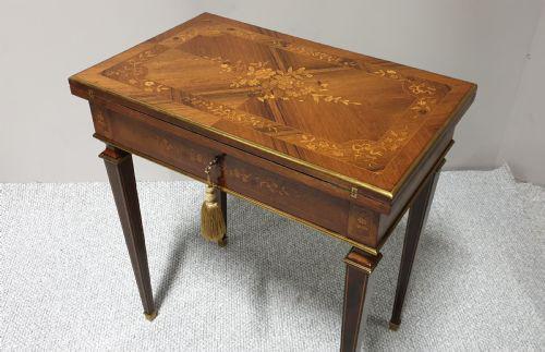 French Marquetry Games Writing Table (1 of 22) French Marquetry Games Writing Table (1 of 22)