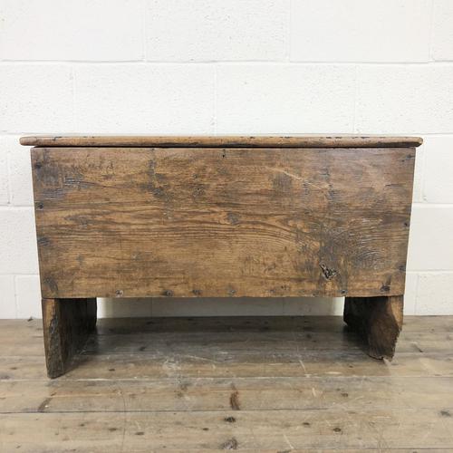 18th Century Oak Coffer (1 of 10)