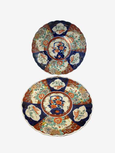 Quality Pair of Large Antique Japanese Imari Plates (1 of 4)