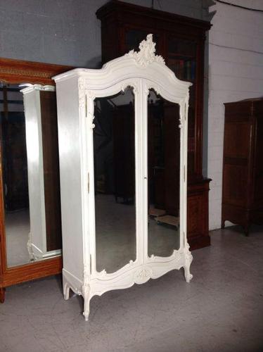 Stunning French Carved Armoire (1 of 9) Stunning French Carved Armoire (1 of 9)