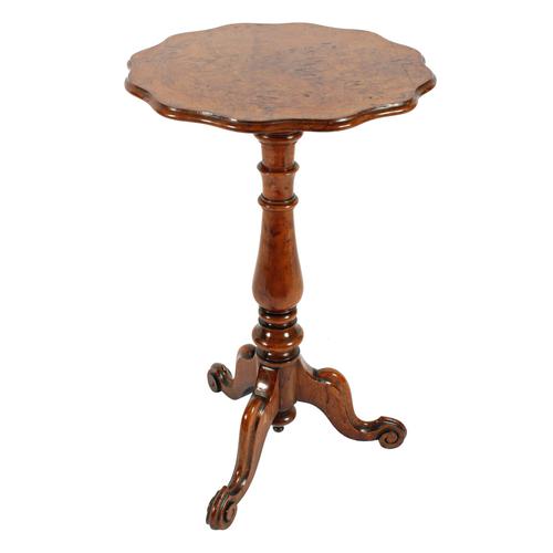 Victorian Figured Oak Tripod Table (1 of 8)