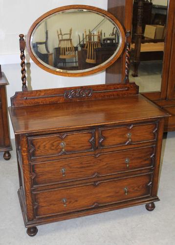 1920's Oak Dressing Table with Oval Central Mirror Stand (1 of 4)