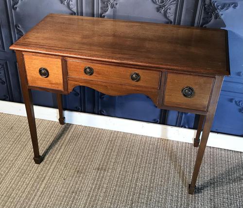 Mahogany Hall Table (1 of 8) Mahogany Hall Table (1 of 8)