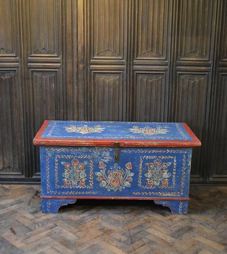 Folk Art Painted Blanket Box (1 of 9) Folk Art Painted Blanket Box (1 of 9)