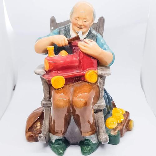 Royal Doulton The Toy Maker HN 2250 (1 of 5) Royal Doulton The Toy Maker HN 2250 (1 of 5)