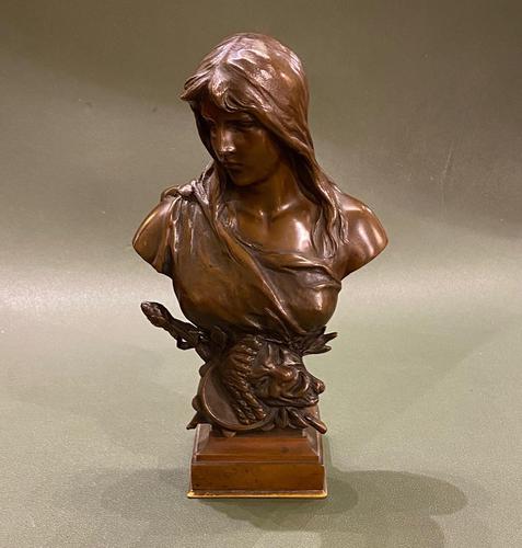 H. MULLER: A Pretty 19th Century French Bronze Bust (1 of 5) H. MULLER: A Pretty 19th Century French Bronze Bust (1 of 5)