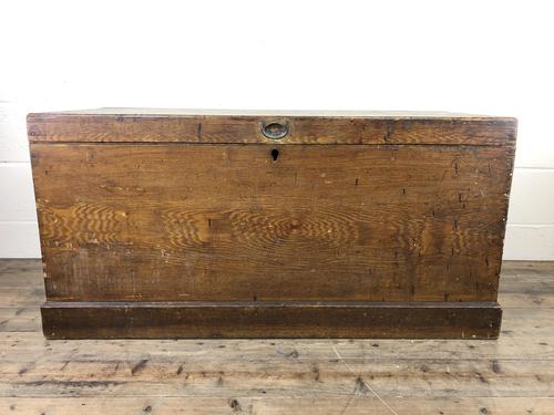 Antique Stained Pine Welch British Army Trunk (1 of 15)